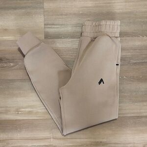 ALPHALETE JOGGER PANTS